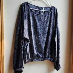 NWT Mia & Tess Navy/White Wide Scoop Neck Blouse Size XL